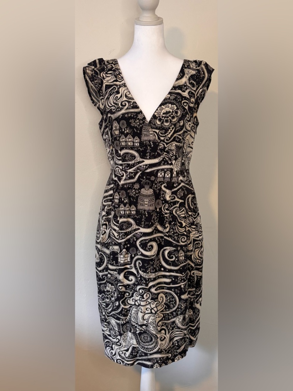 🌸 Moulinette Soeur Size 4 Anthropologie Swirling Villages Surplice Dress